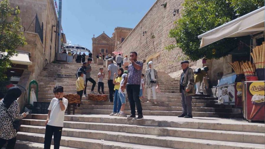Mardin'e �ok say�da turist geliyor