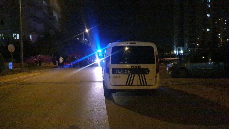 Melikgazi'de kız isteme kavgası: 1 yaralı