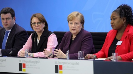 Merkel gvenli blge dedi