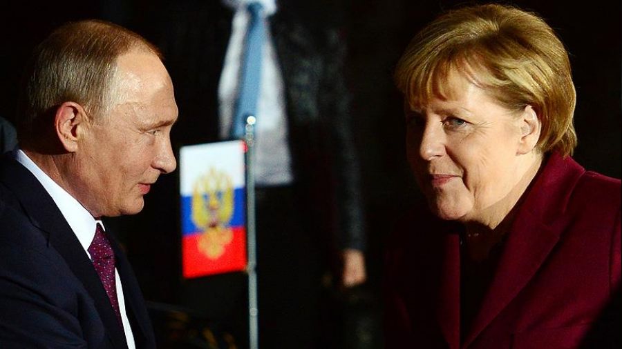 Merkel'den Putin itirafı: 'Putin, politik açıdan işiniz bitti mesajı verdi'