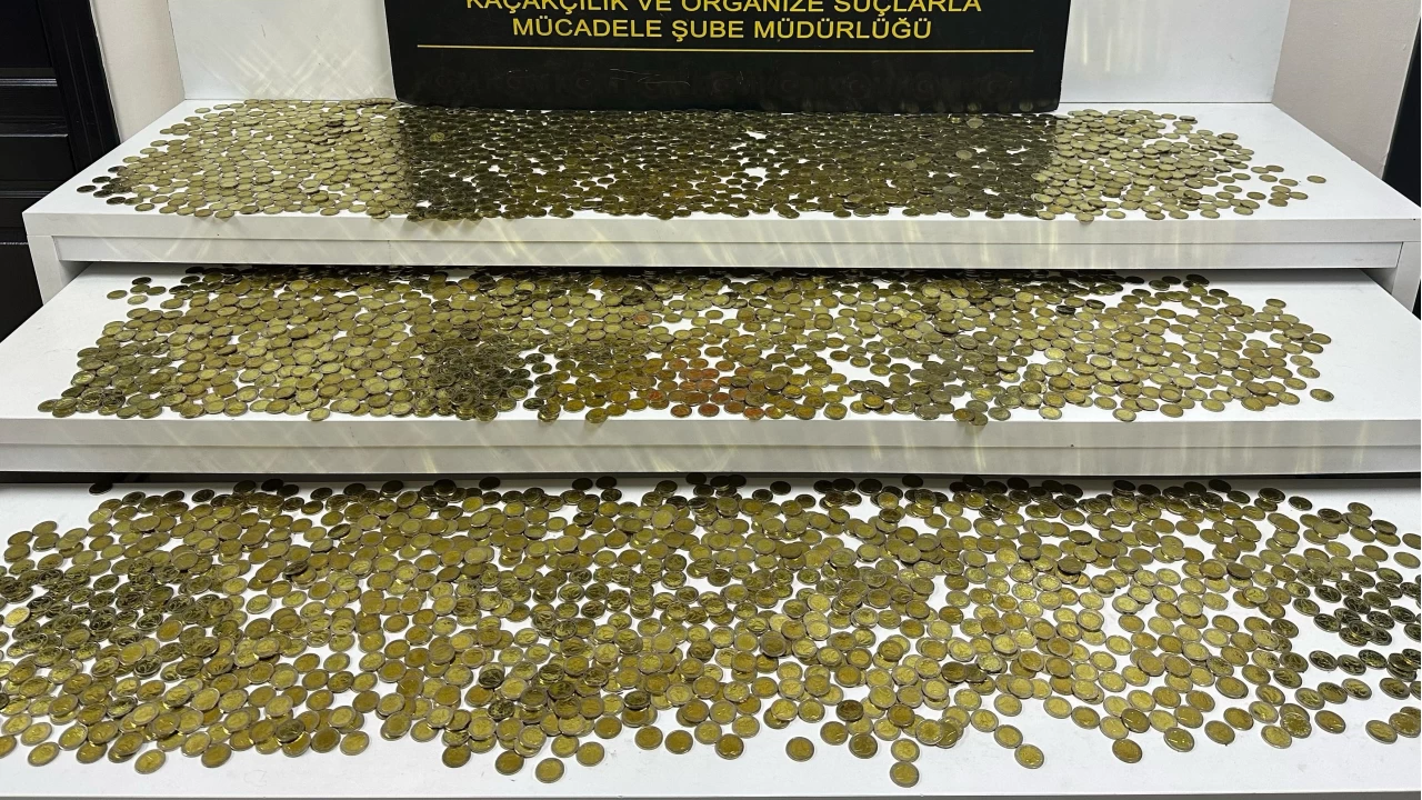 Mersin�de sahte 5 bin adet madeni 2 euro ele ge�irildi
