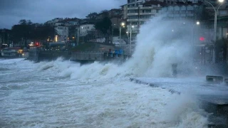 Meteorolojiden Güneydoğu için sağanak, Karadeniz için fırtına uyarısı