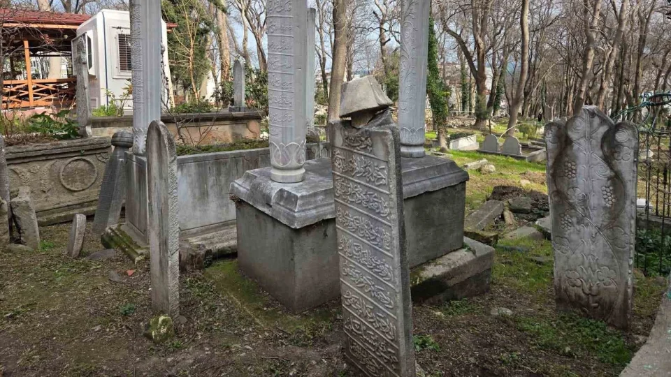 Mezar taşları Pontus vahşetini anlatıyor