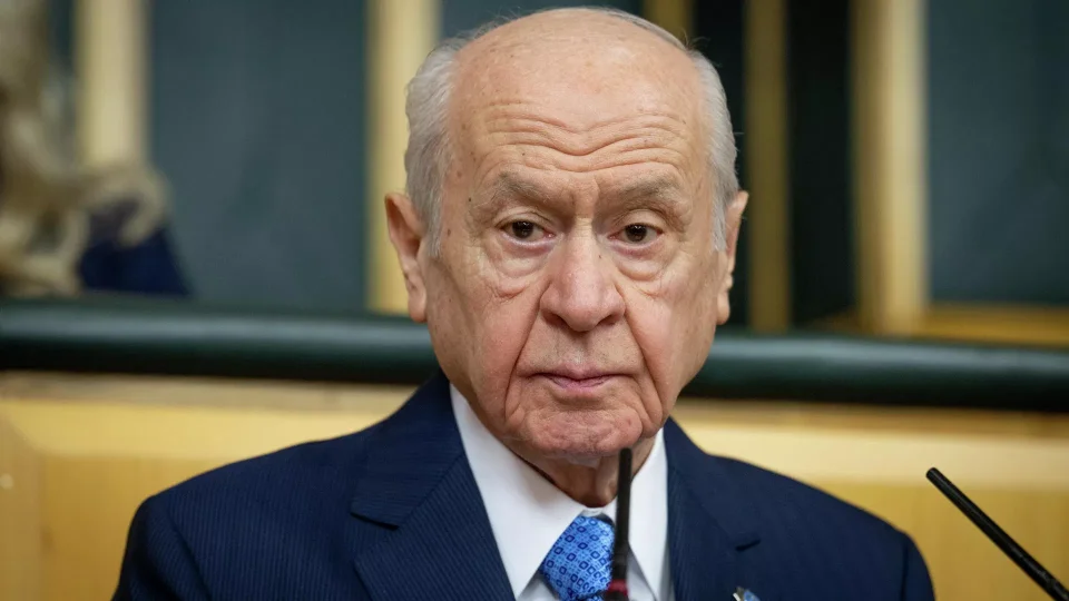 MHP Genel Başkanı Devlet Bahçeli, Terörsüz Türkiye'nin devlet politikası olduğunu vurgulayarak "Şehit ve gaziler ile ailelerinin hatıralarına en küçük bir leke sürdürülmemiştir." dedi