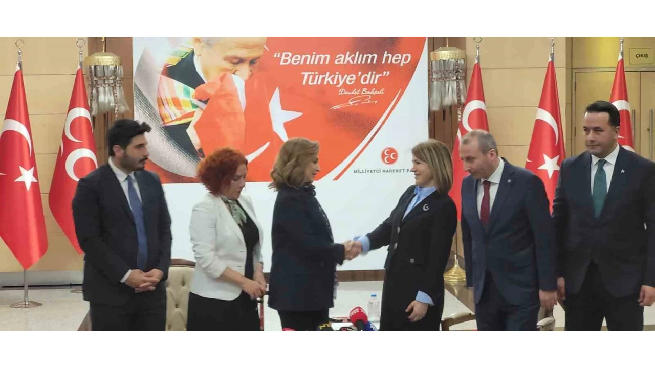 MHP ile DEM Parti ilk kez bayramla�t�
