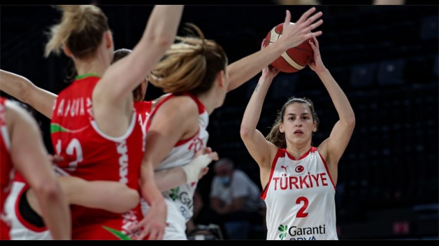 Milliler, İspanya'da turnuvaya katılacak