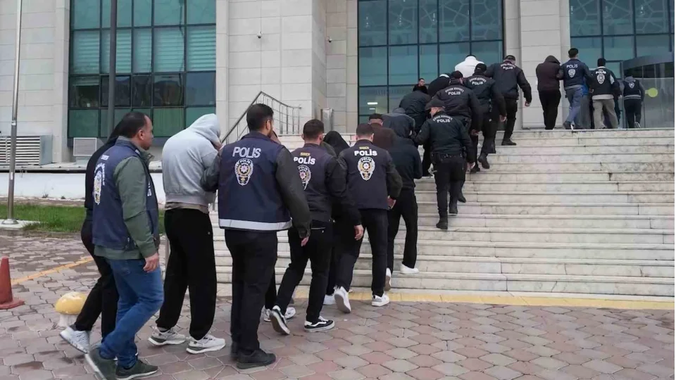 Milyarl�k bahis a��n�n kara para �ark� de�ifre edildi