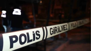 Mula'da korkun cinayet... Alkol masasnda kavga: 2 l, 2 yaral