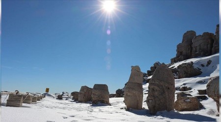 Nemrut binlerce turist ağırlıyor