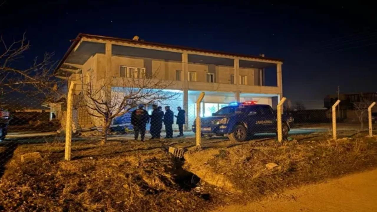 Niğde'de 2 akrabasını öldüren şüphelinin evinde ölü bulunmasına ilişkin yakalanan zanlı tutuklandı