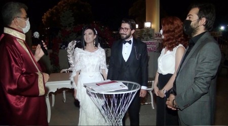 Nikah memurunun esprisi herkesi güldürdü