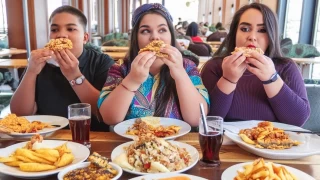 Obezite Türkiye'nin geleceğini tehdit ediyor!