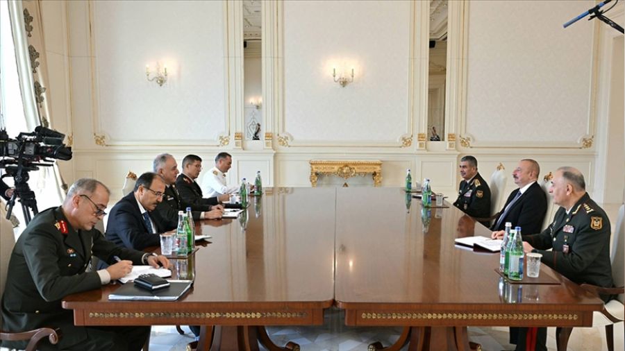 Orgeneral Gürak, Aliyev'le görüştü