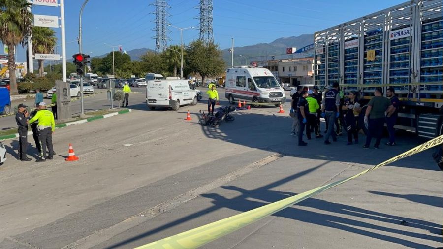 Osmaniye'de kamyon elektrikli bisiklete çarptı