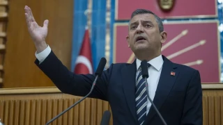 �zg�r �zel: "CHP'nin kurultay� lekelenebilecek bir kurultay de�il"