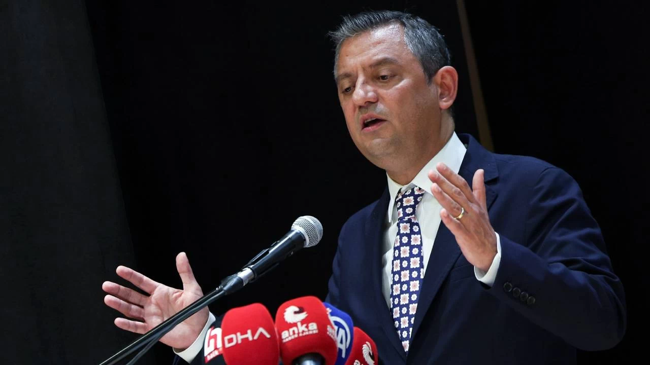 Özgür Özel: Türkiye normalleşmeye aç, direnen bedelini öder!