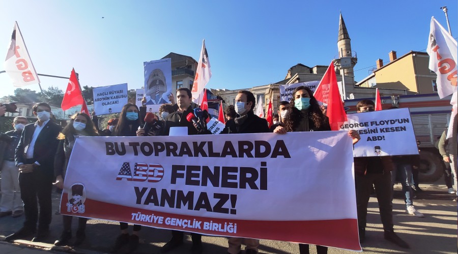 Patrikhane nnde Pompeo protesto edildi