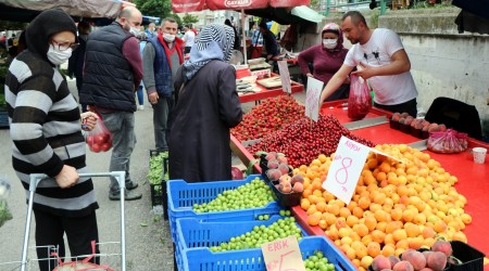 Pazarda fiyatlar tavan yaptı