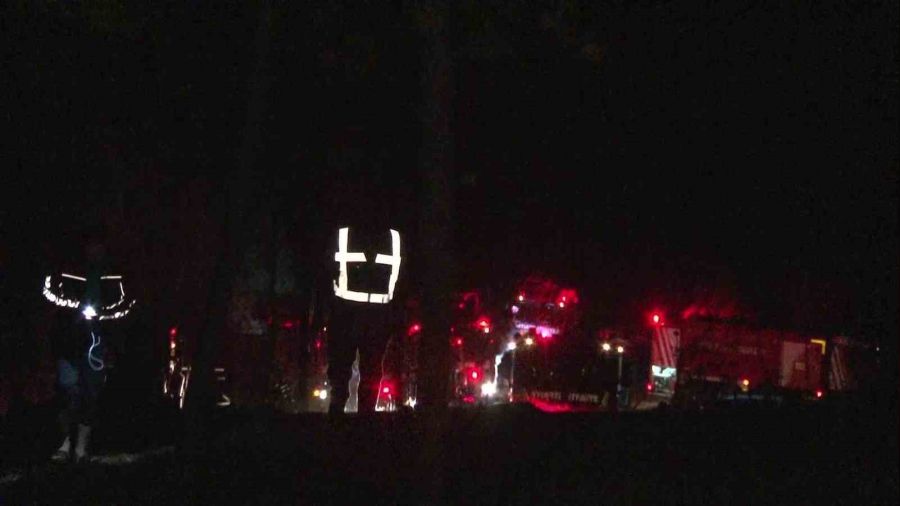 Pendik'te ormanl�k alanda ��kan yang�n kontrol alt�na al�nd�