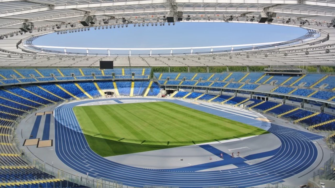Polonya'da stadyumda sak�z �i�nemek yasakland�