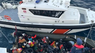 Radarla tespit edilen 40 düzensiz göçmen yakalandı