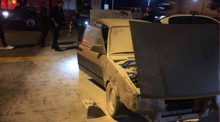 Rize'de seyir halindeki otomobil alev aldı