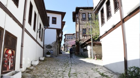 Safranbolu’ya koronavirüs darbesi