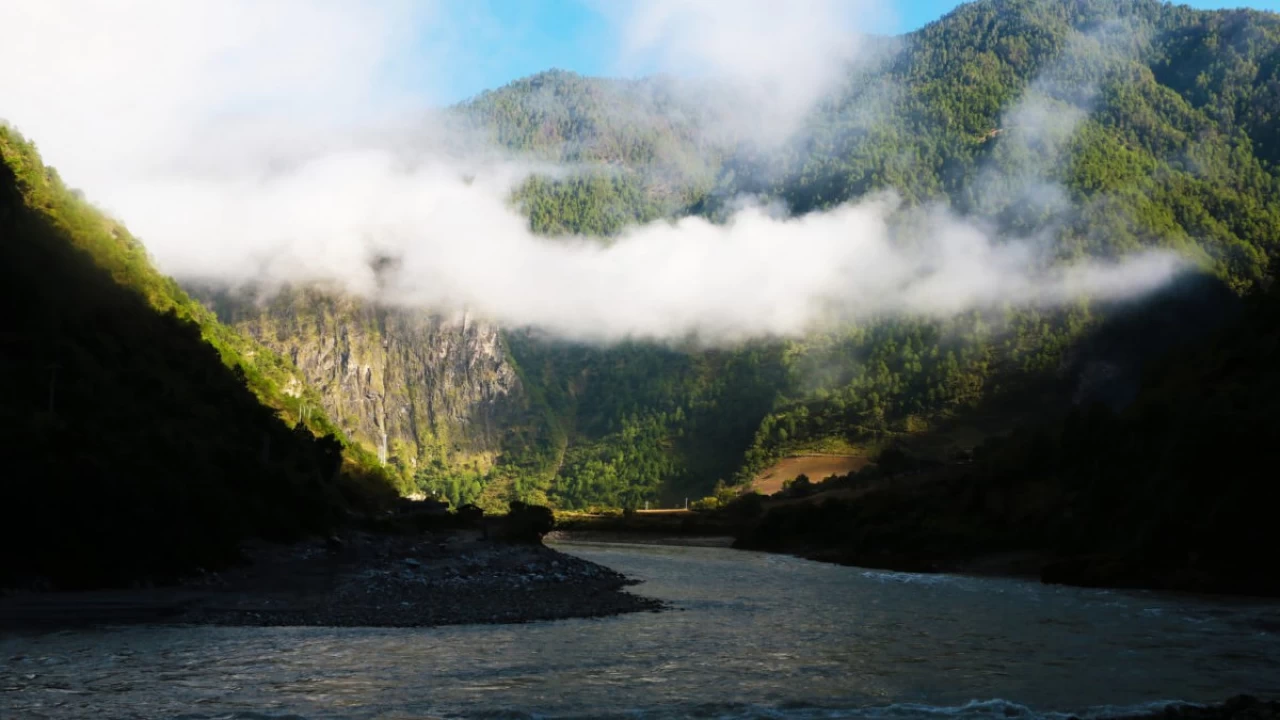 Saluen Nehri: Güneydoğu Asya’nın gizemli akarsuyu