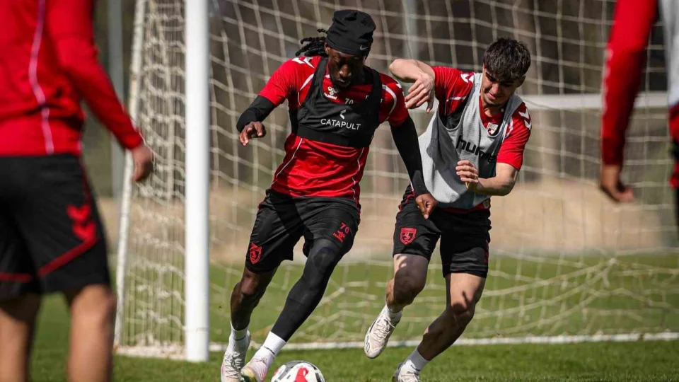 Samsunspor'un hedefi Kad�k�y'de puan veya puanlar