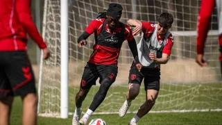 Samsunspor'un hedefi Kad�k�y'de puan veya puanlar