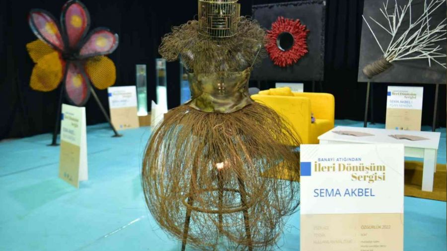 Sanayi atklarndan hayat bulan sanat eserleri Tuzla'da sergilenecek