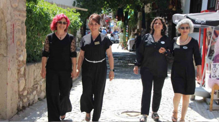 Satışa çıkan atölyelerini borçlanıp aldılar