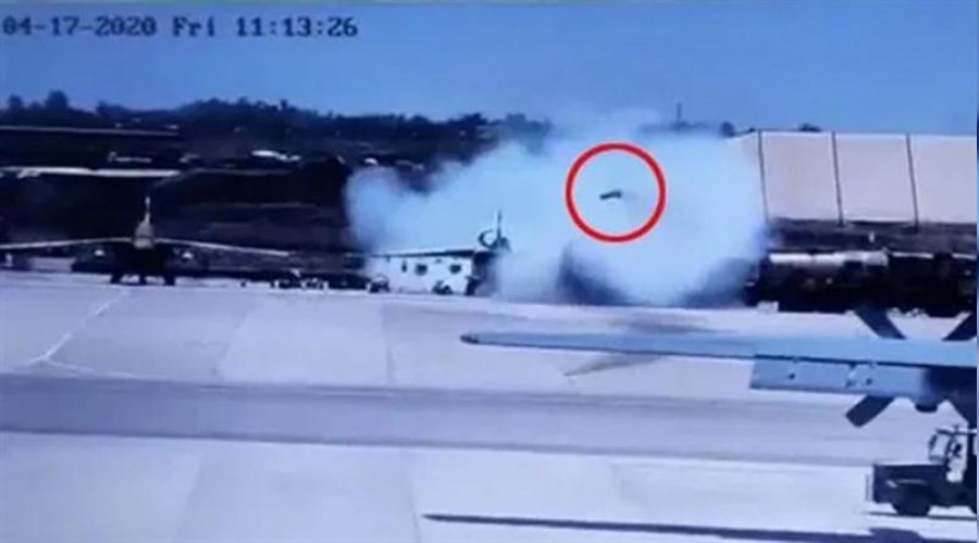 Savaş uçağı 'yanlışlıkla' füze ateşledi