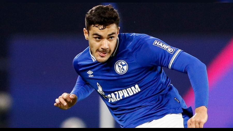 Schalke Ozan'ı kadroda düşünmüyor