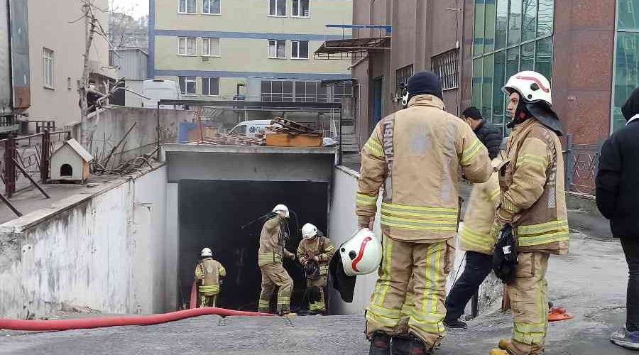 Scooter deposunda, bataryaların patlaması sonucu yangın çıktı