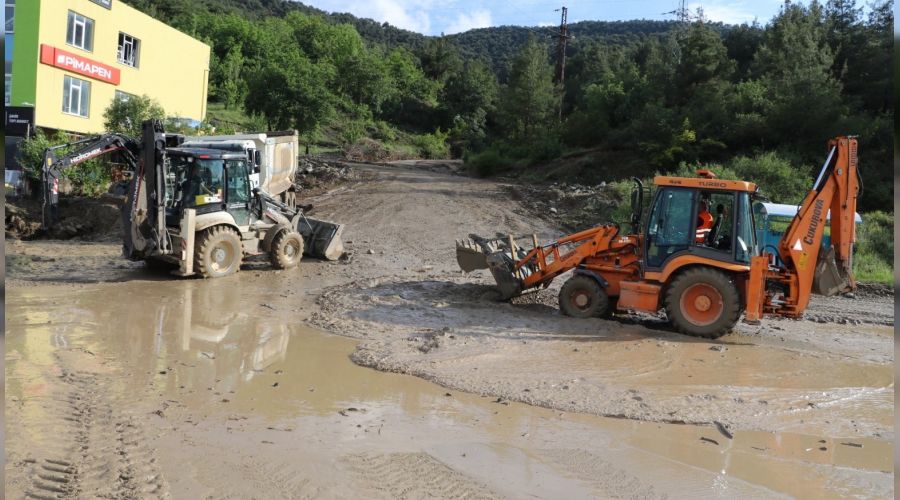 Sel kapatmıştı, 10 saat sonra açıldı