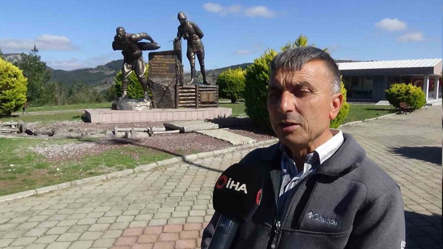 Seyit Onbaşı'nın torunu dedesini anlattı
