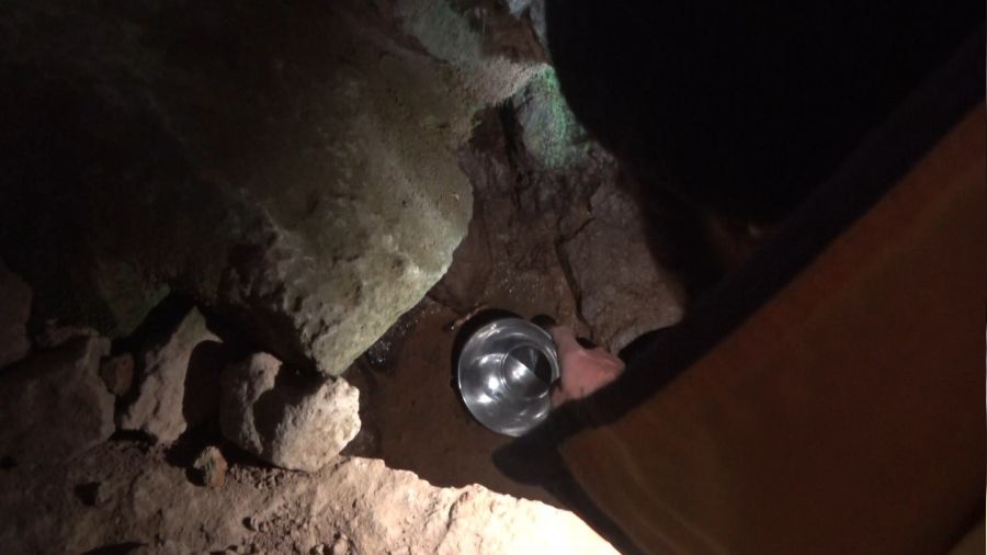 Şifalı olduğuna inanılan mağara suyuyla mayalanan süt yoğurt oldu