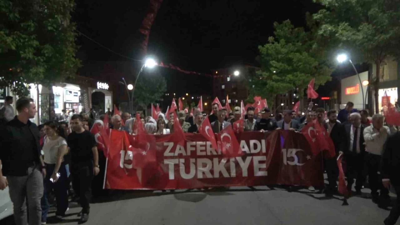 rnak'ta demokrasi nbetine youn katlm