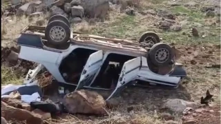 Siverek'te otomobil k�pr�den u�tu