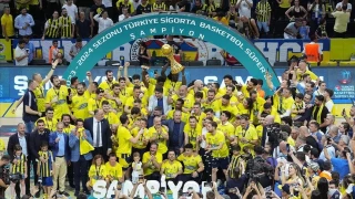 Son şampiyon ilk idmanını yaptı