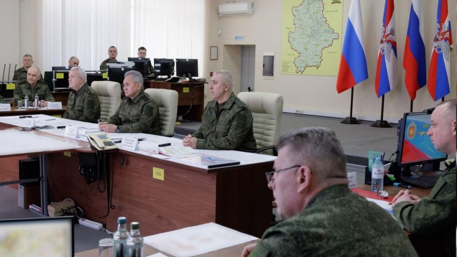 �oygu'dan Ukrayna'daki birlik komutanlar�na ziyaret