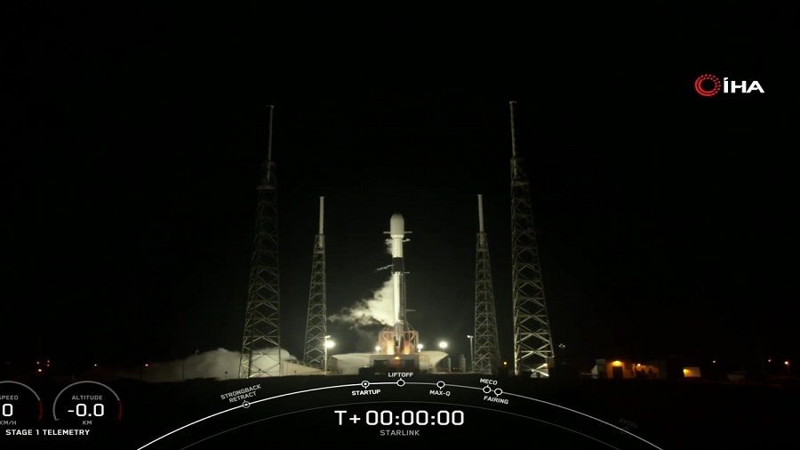 SpaceX, 54 Starlink uydusunu daha yörüngeye gönderdi