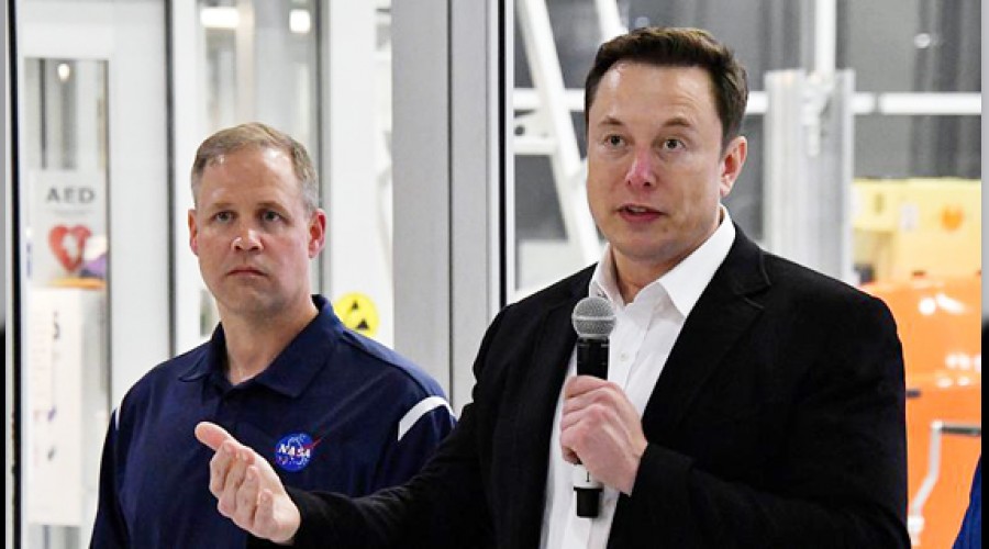SpaceX Mars'a insanlı uçuşa hazırlanıyor
