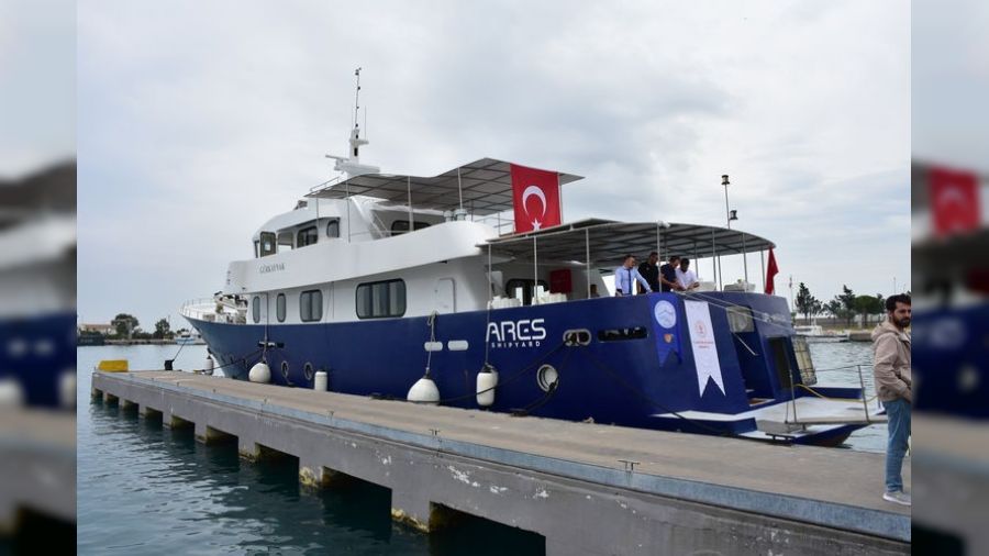 Su altı araştırma gemisi göreve başladı