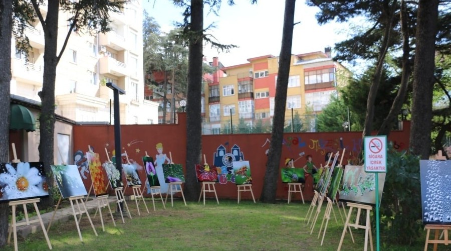 'Su perisi' fotoraf sergisi ald