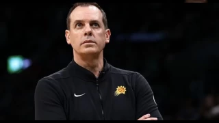 Suns Vogel'in görevine son verdi