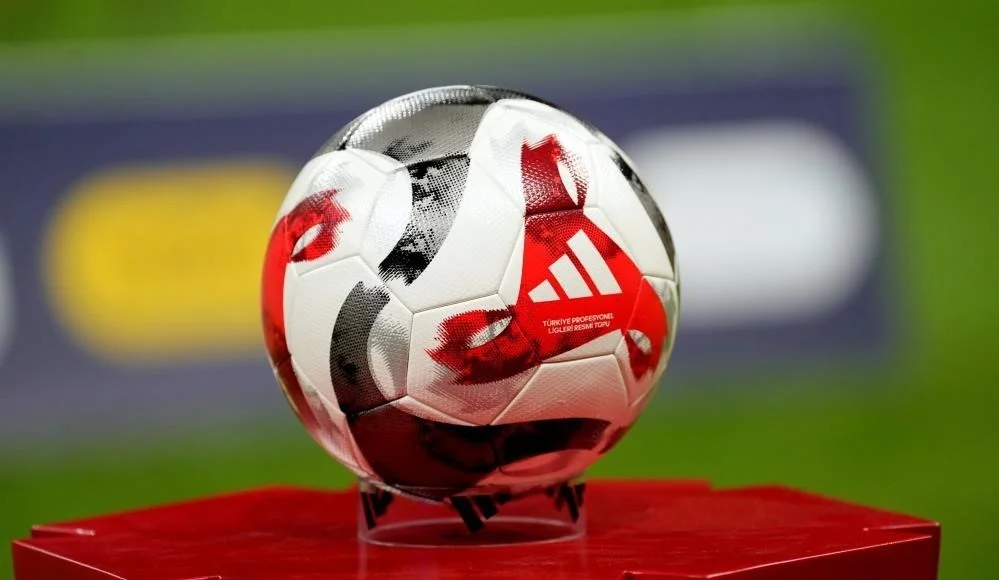 S�per Lig'de 33. hafta ma�lar� ayn� saatte ba�layacak