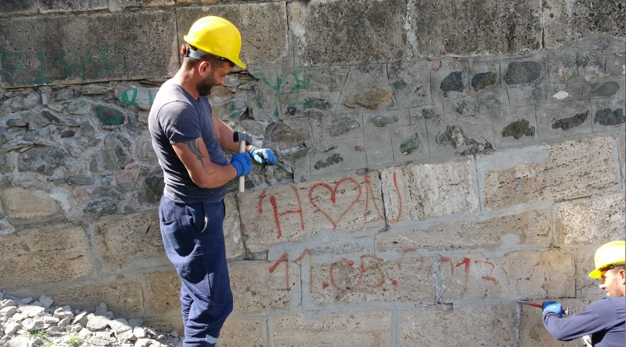 Tarihi k�pr� o yaz�lardan kurtuluyor