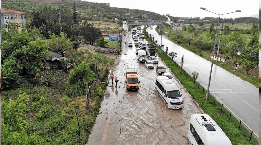 Tokat'ta sa�anak ve dolu ya��� hayat� olumsuz etkiledi
